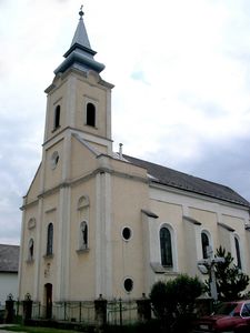 Katolikus-templom